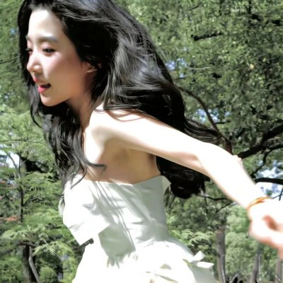 桃花含露又春风